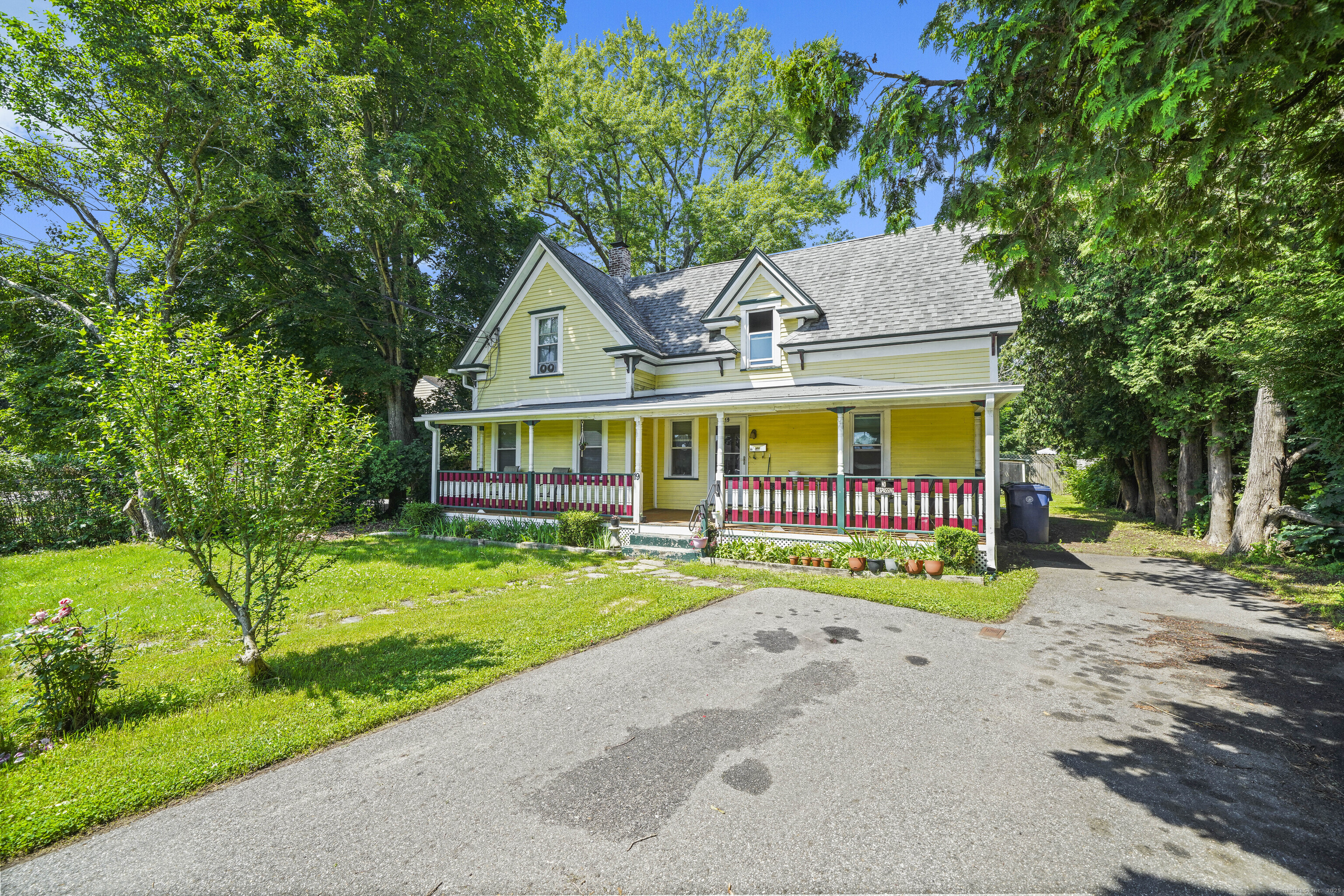 19 Boston Post Road