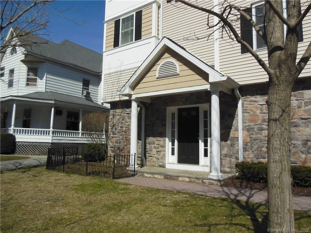 Photo of 1725 Summer Street #1, Stamford, CT 06905 (MLS # 24172653)