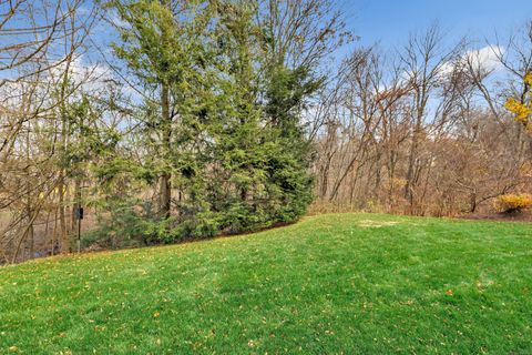 Tiny photo for 230 Fitch Pass #230, Trumbull, CT 06611 (MLS # 24141027)