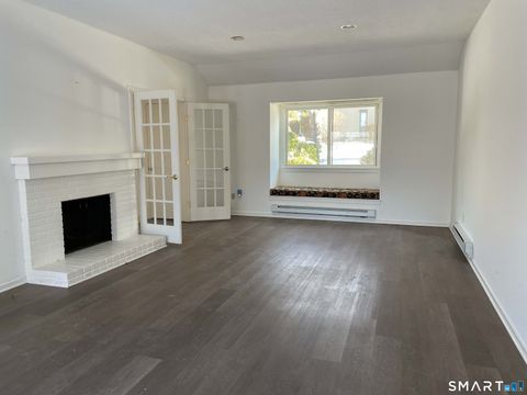 Tiny photo for 930 Heritage Village #B, Southbury, CT 06488 (MLS # 24145189)