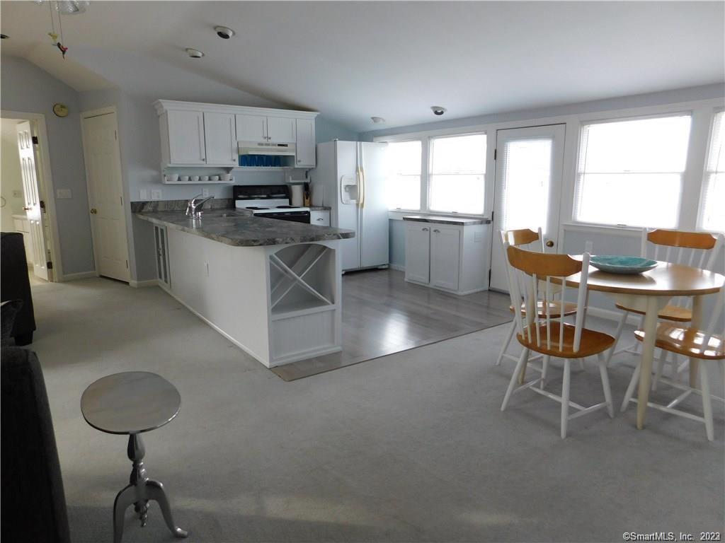 14 Rocky Point Road 1