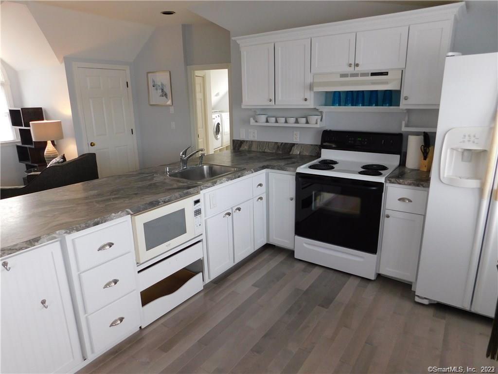 14 Rocky Point Road 1