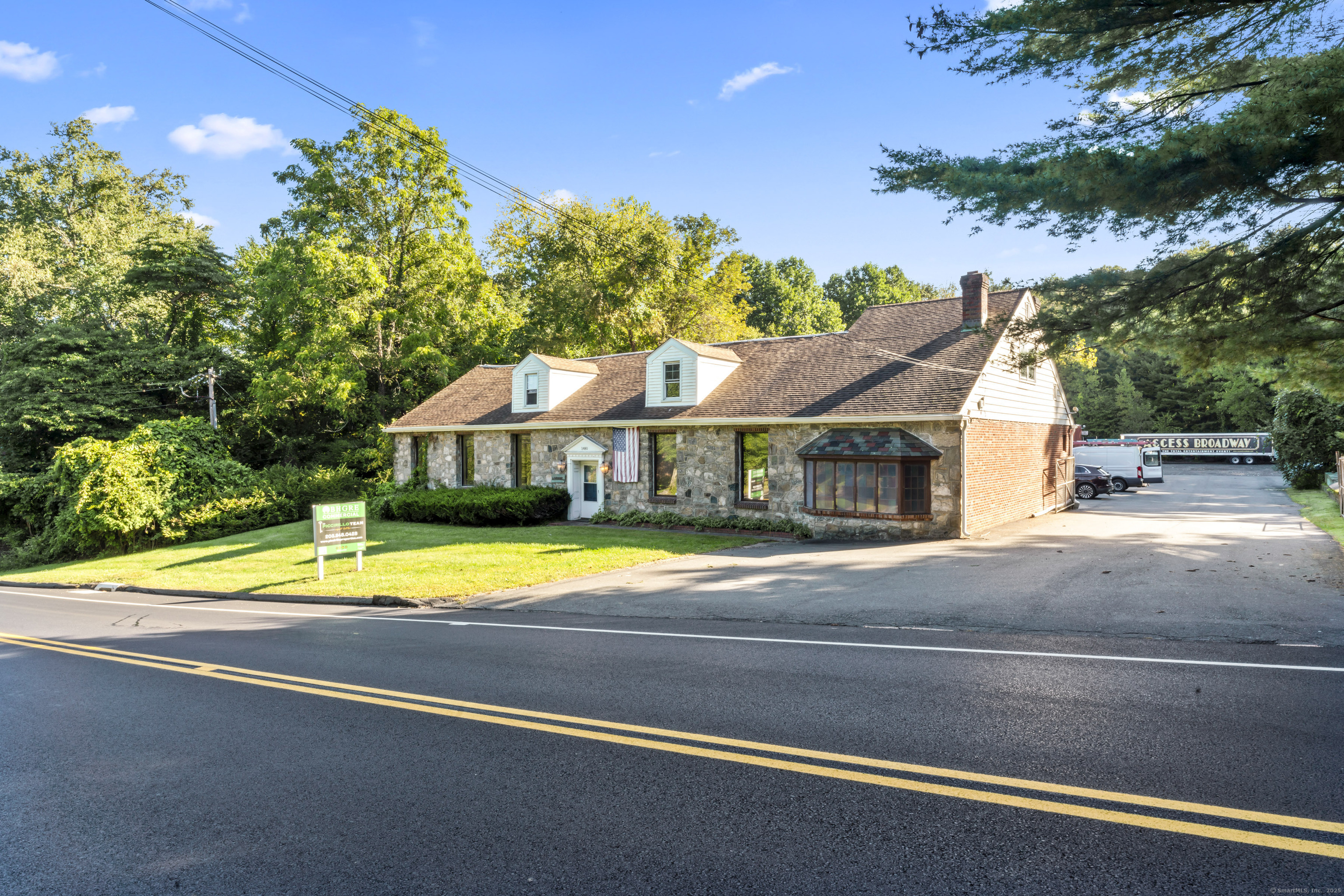 1480 Monroe Turnpike