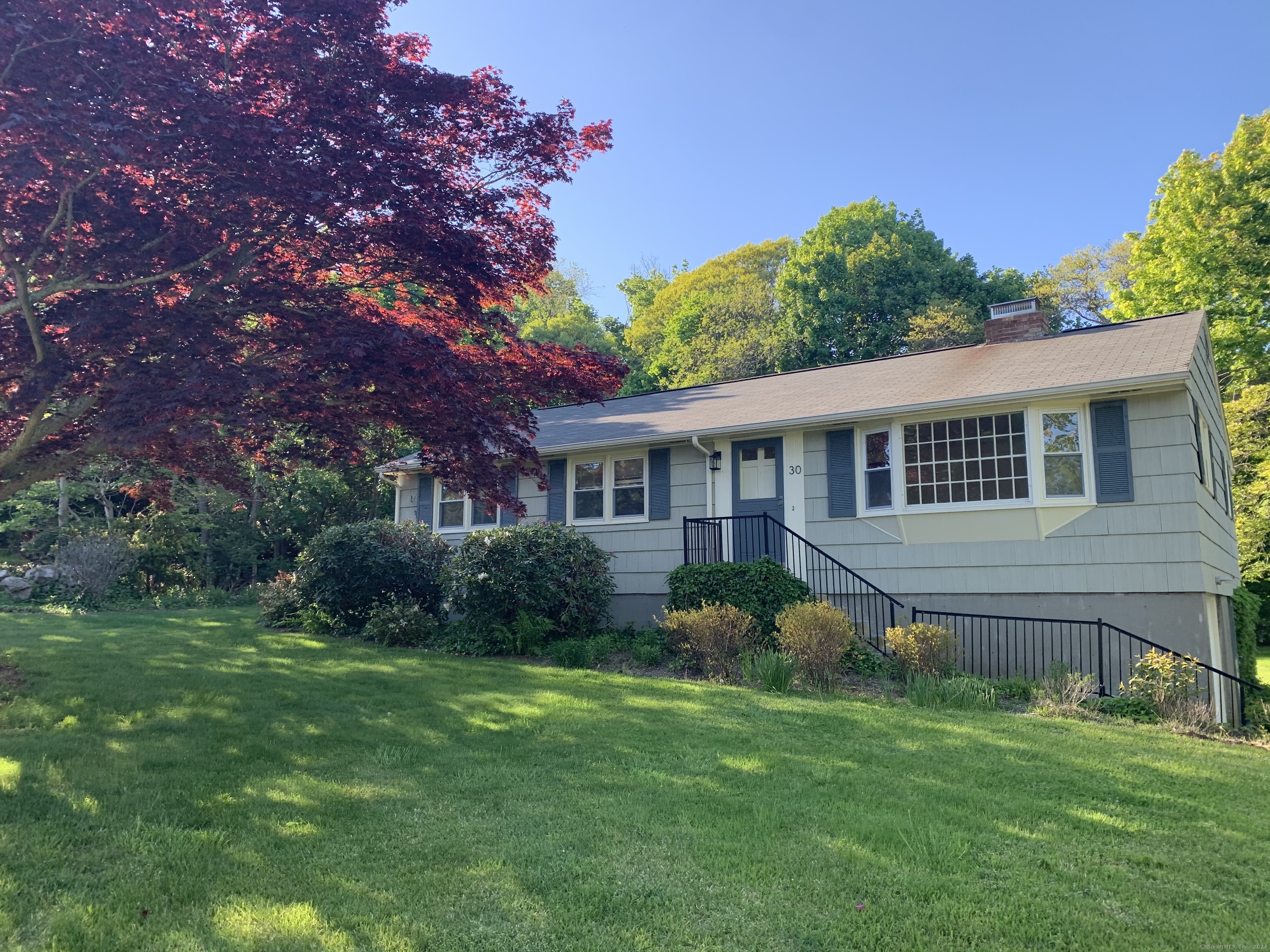 Rental Property at 30 Williams Street, Groton, Connecticut - Bedrooms: 3 
Bathrooms: 2 
Rooms: 6  - $2,500 MO.