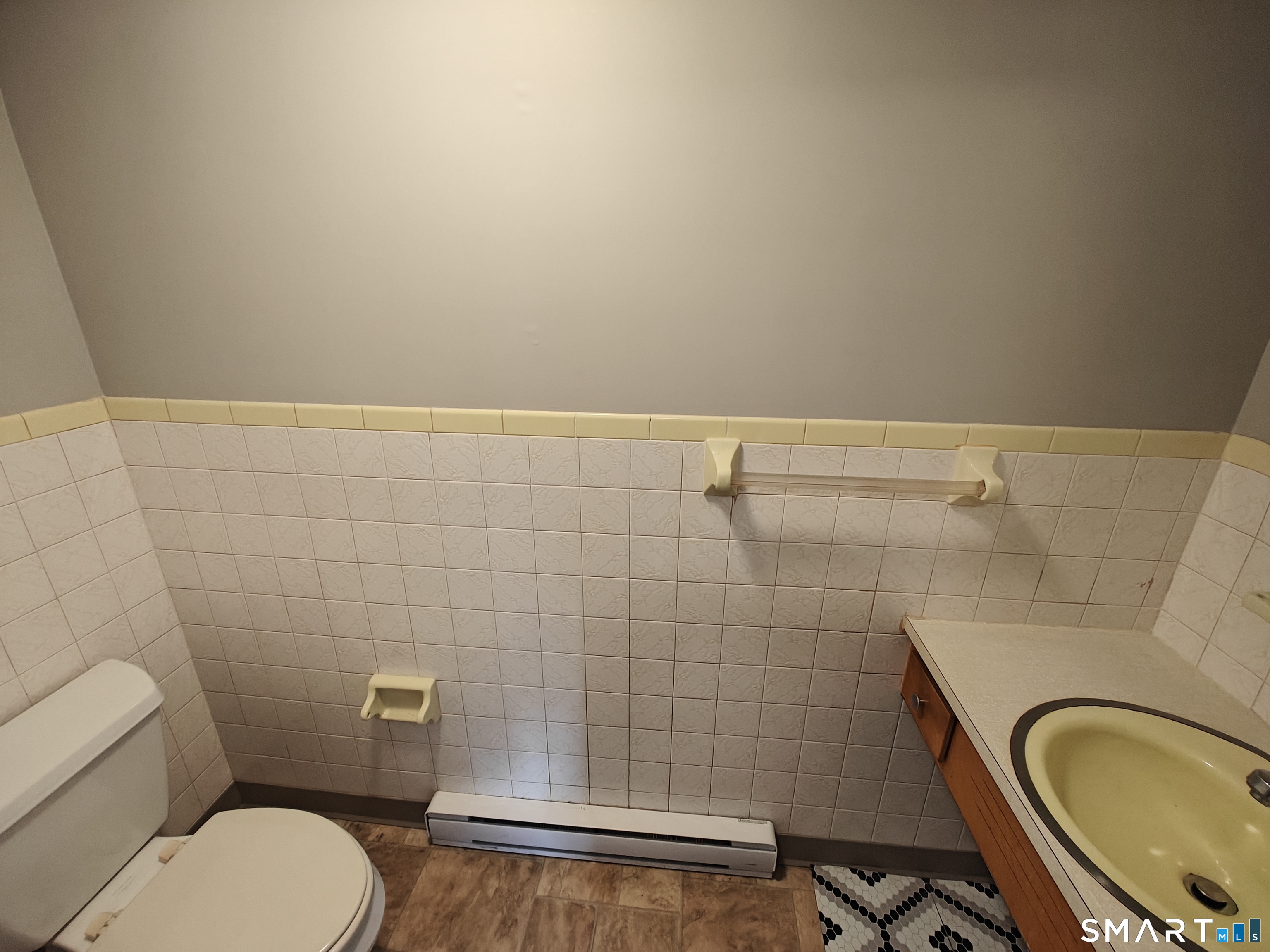 18 Broadview Heights D