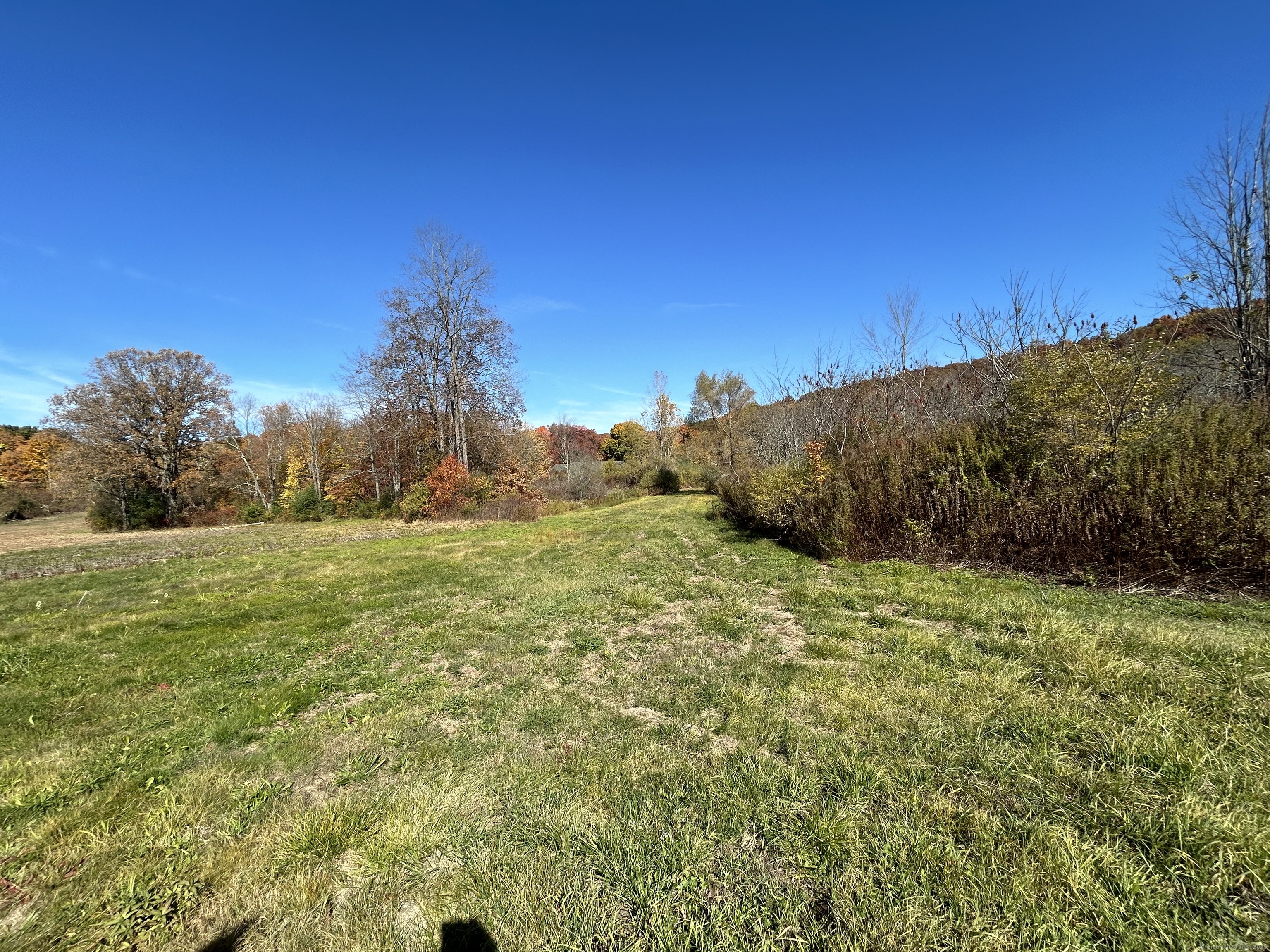 21 Newgate Road, East Granby, Connecticut image 6