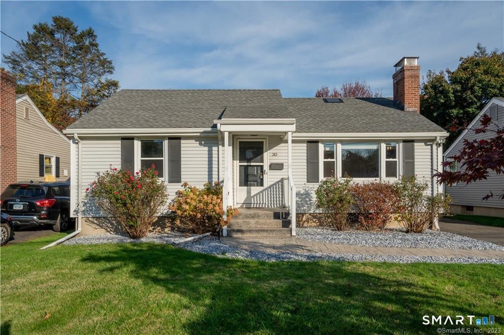 Photo of 30 Westgate Street, West Hartford, CT 06110 (MLS # 24210423)