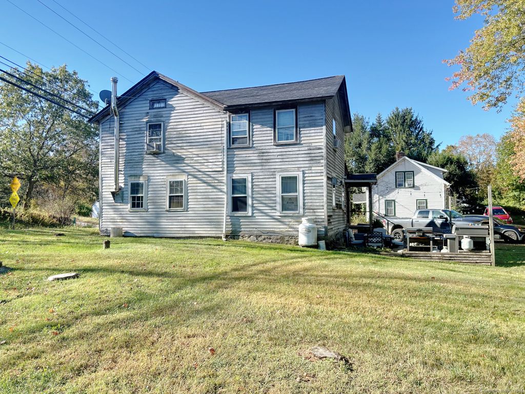 Photo of 25 Riverside Road, Newtown, CT 06482 (MLS # 24133108)