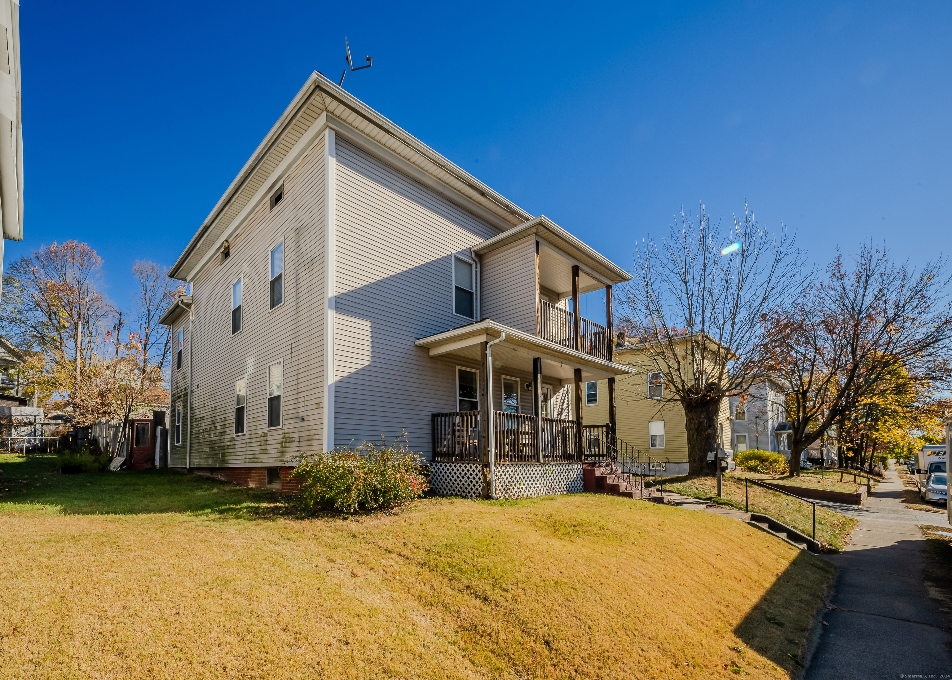 232 Glen Street