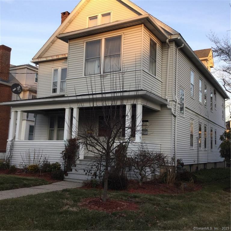 Rental Property at S Quaker Lane, West Hartford, Connecticut - Bedrooms: 3 
Bathrooms: 1 
Rooms: 5  - $2,150 MO.