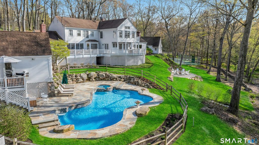 Photo of 1541 Oenoke Ridge, New Canaan, CT 06840 (MLS # 24166609)