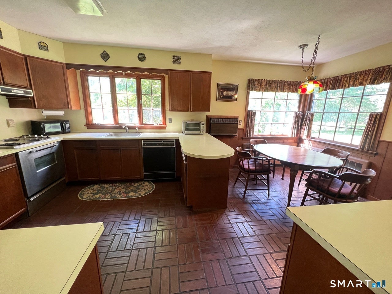 18 Briar Oak Drive