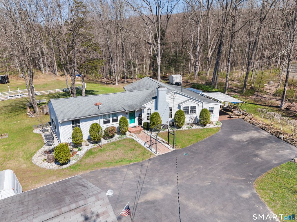 Photo of 49 Scuppo Road, Woodbury, CT 06798 (MLS # 24166390)