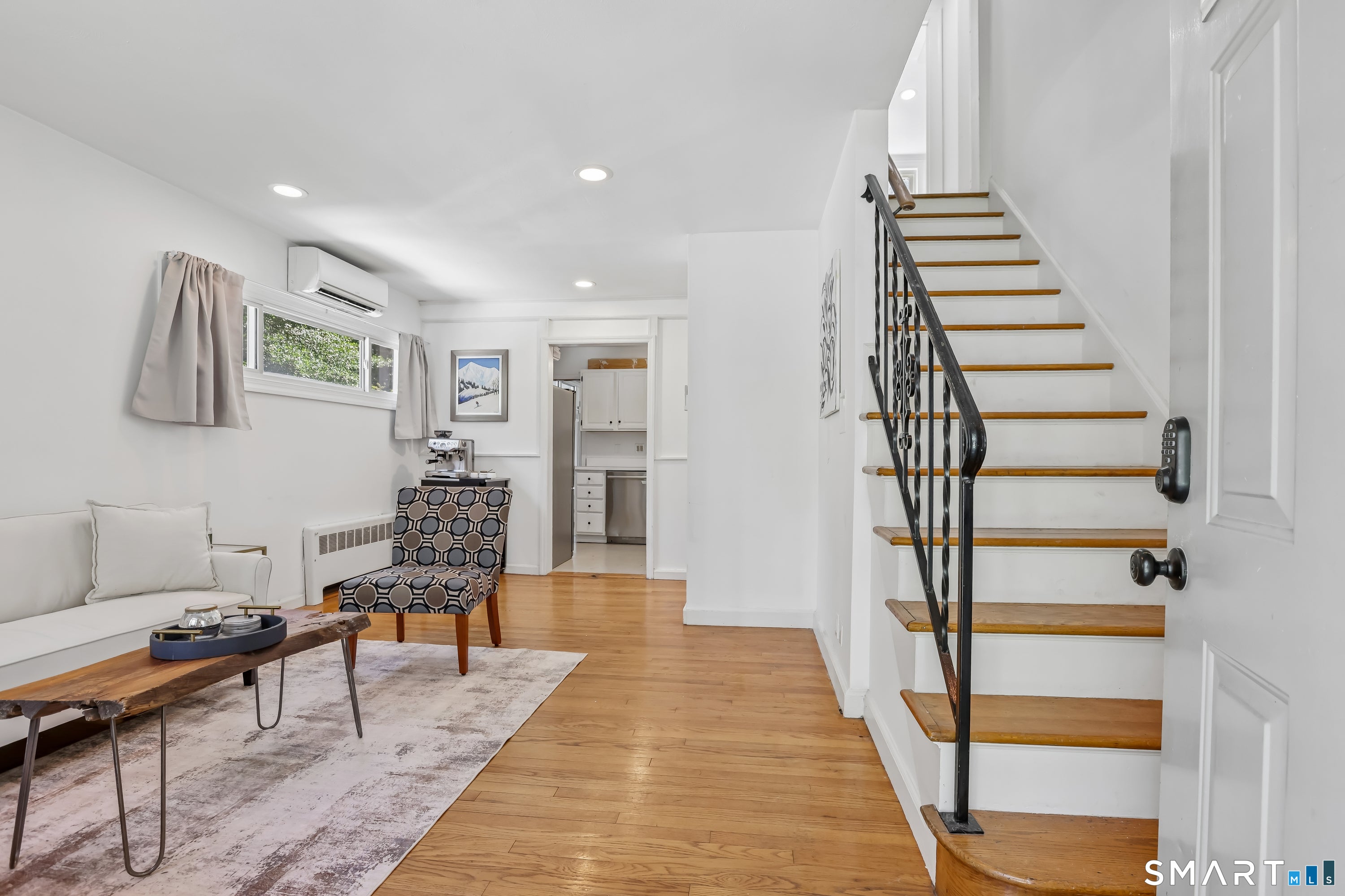 145 West Avenue