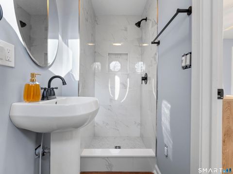 Tiny photo for 7 Coach Light Drive, Clinton, CT 06413 (MLS # 24149511)