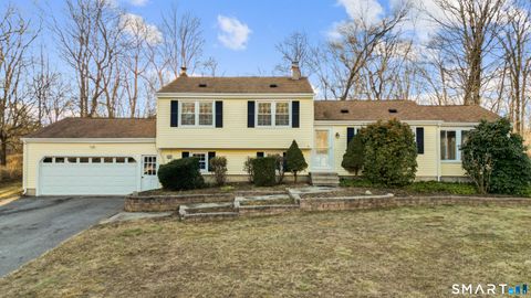 Tiny photo for 7 Coach Light Drive, Clinton, CT 06413 (MLS # 24149511)