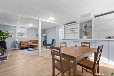 Tiny photo for 7 Coach Light Drive, Clinton, CT 06413 (MLS # 24149511)