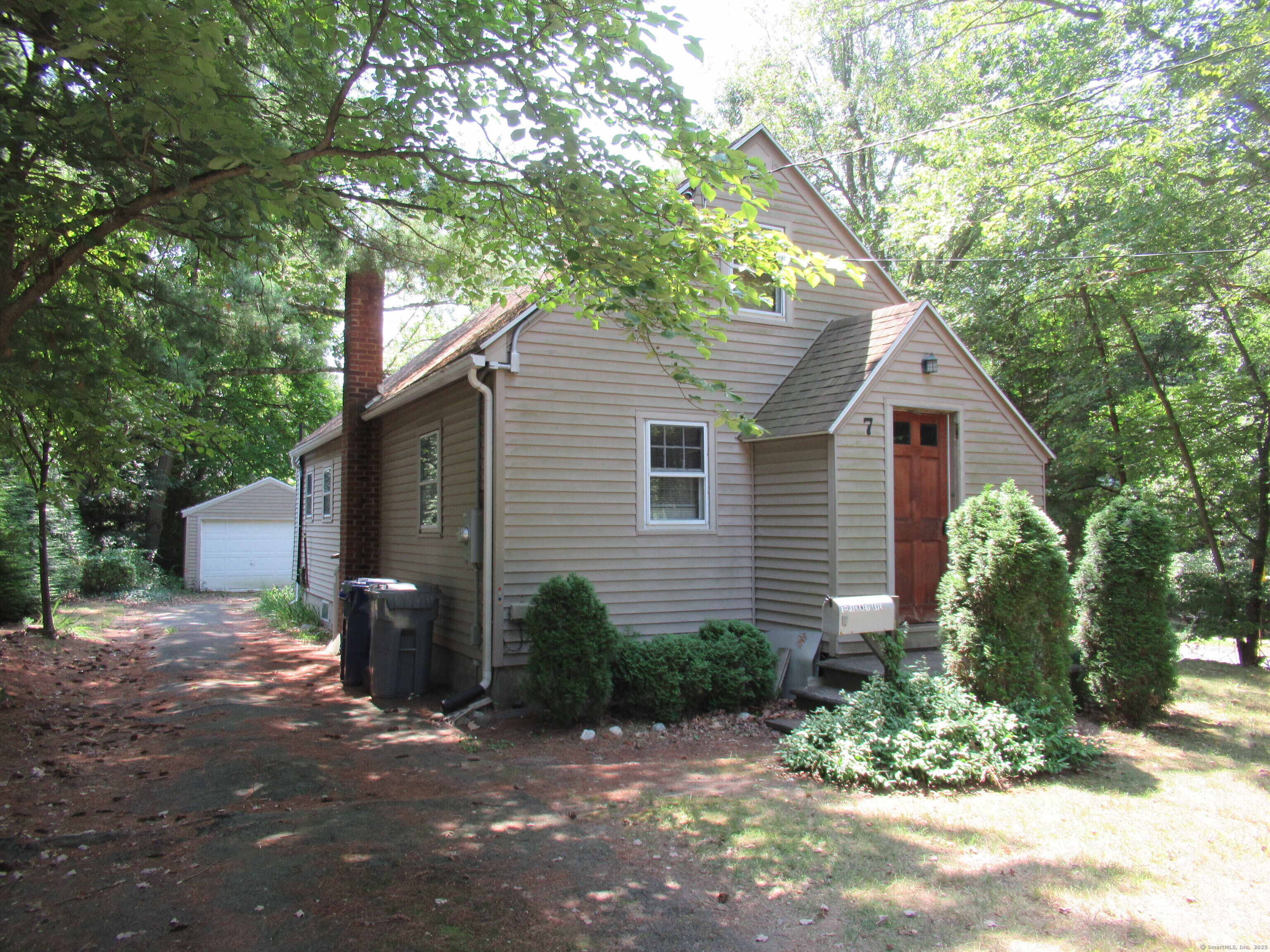 7 Pickney Avenue