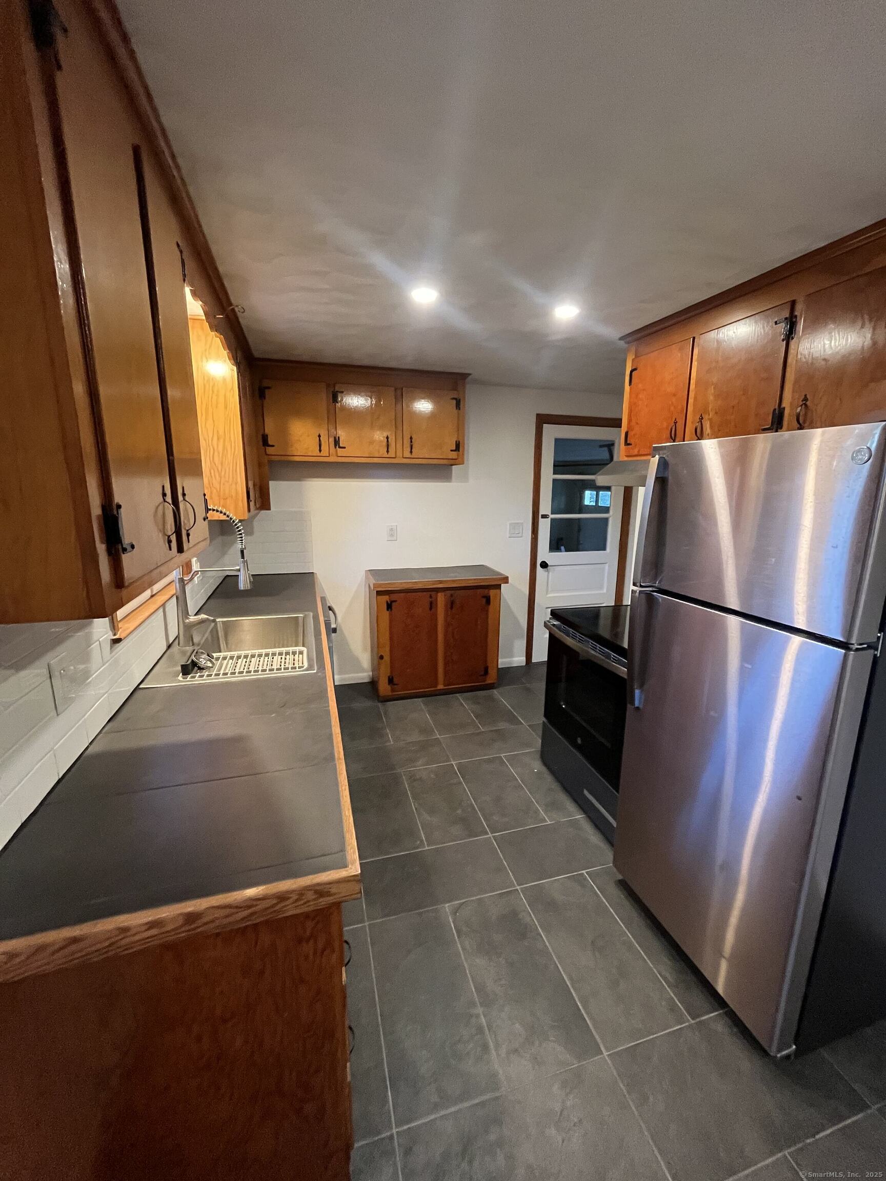 19 Sidor Drive
