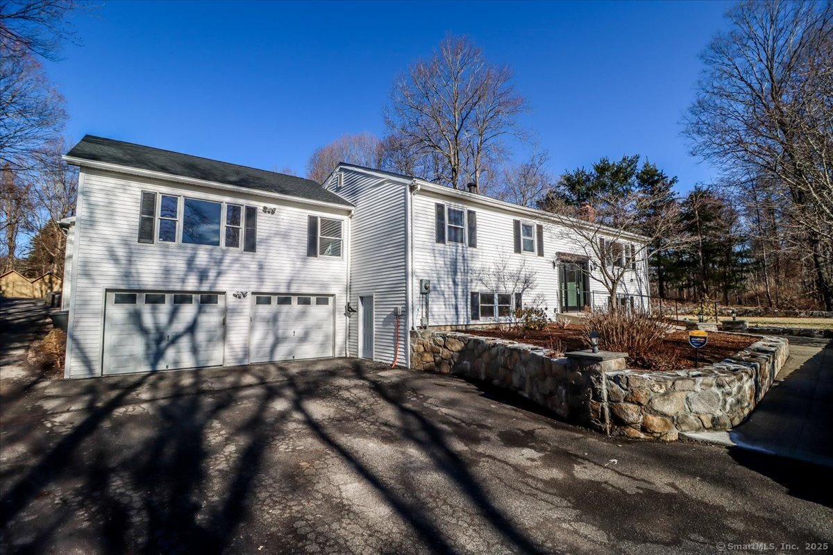 25 Jefferson Drive, New Milford, Connecticut image 1