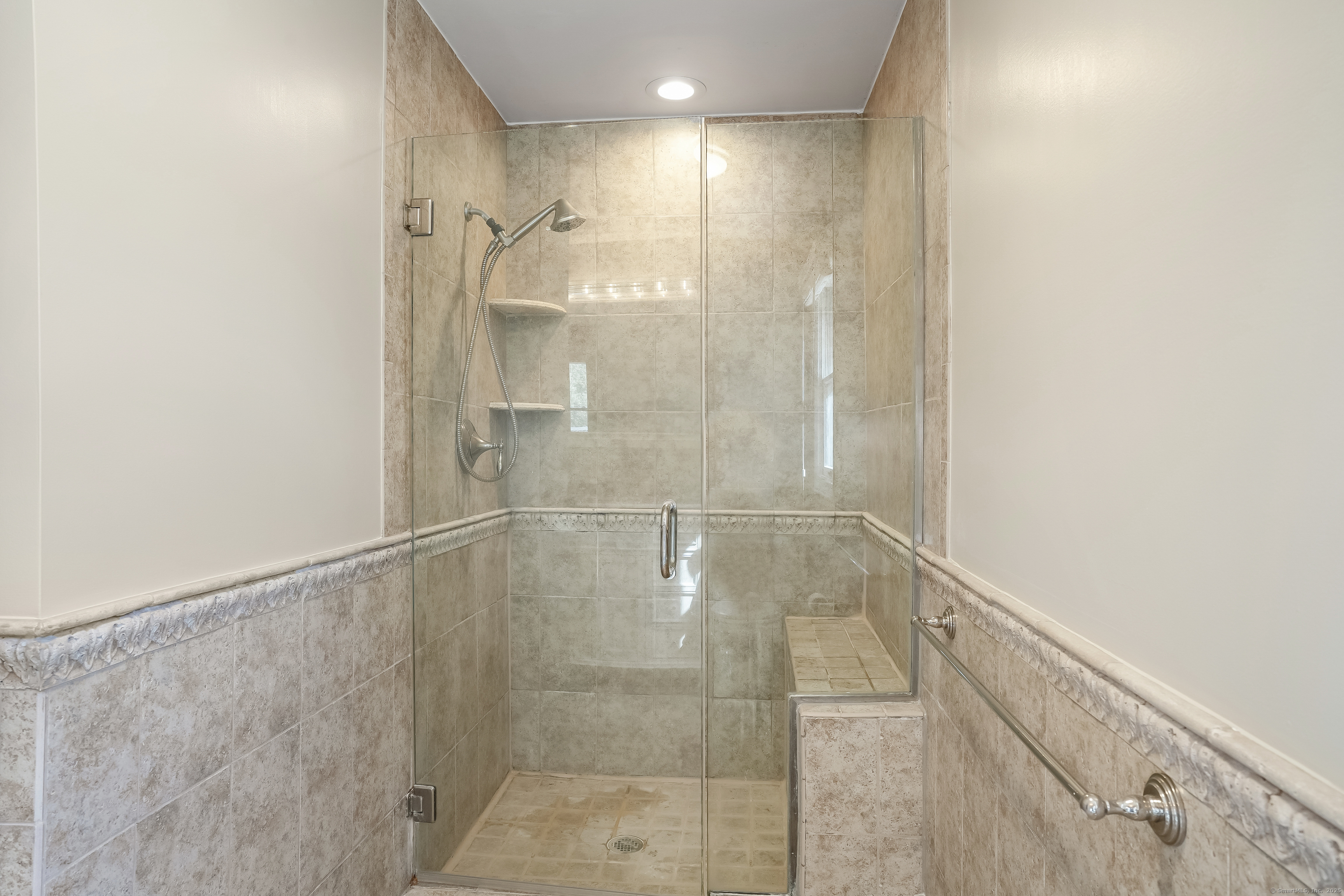 7 Far Horizons Drive, Bethel, Connecticut image 20