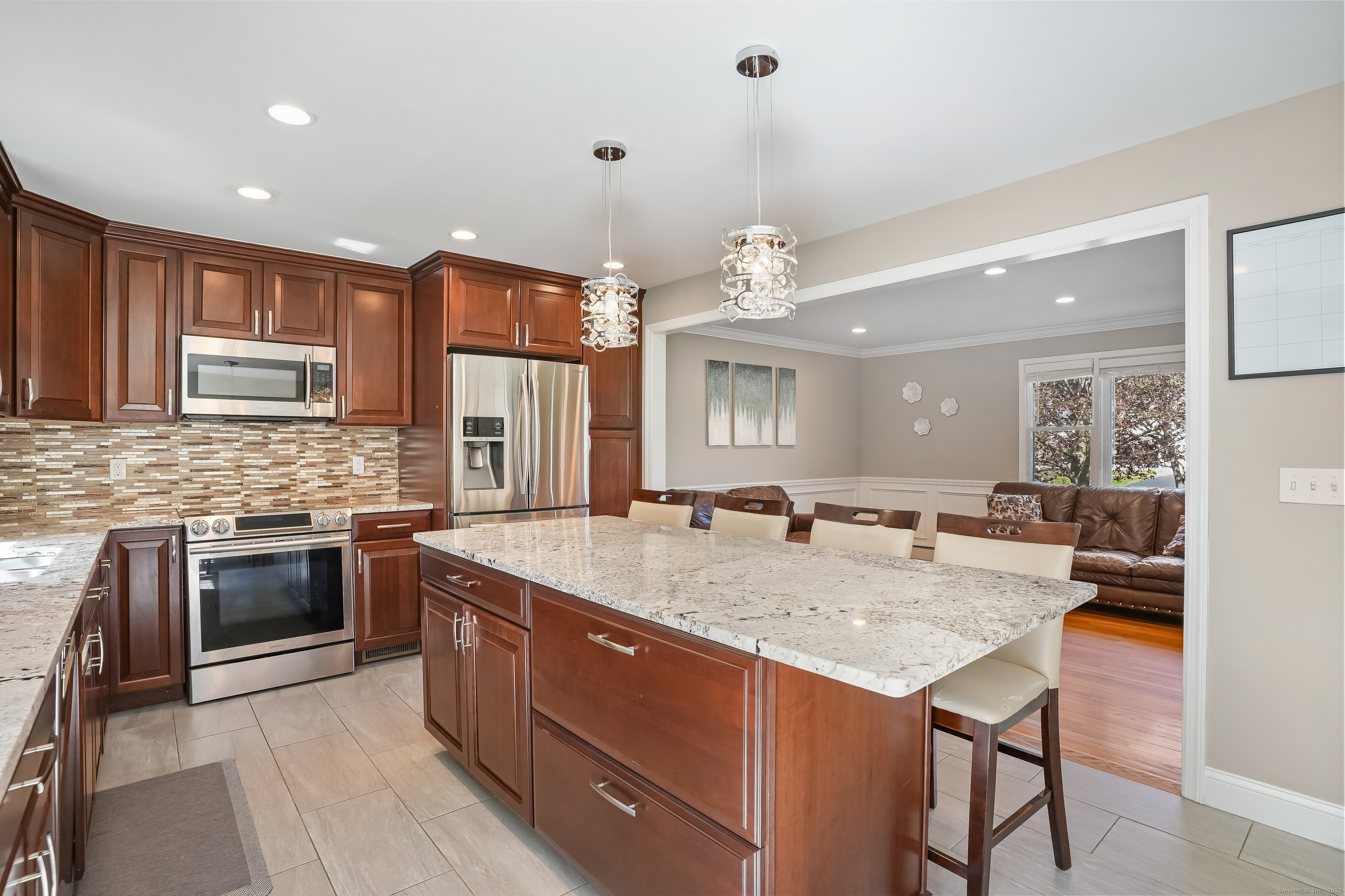 7 Far Horizons Drive, Bethel, Connecticut image 9