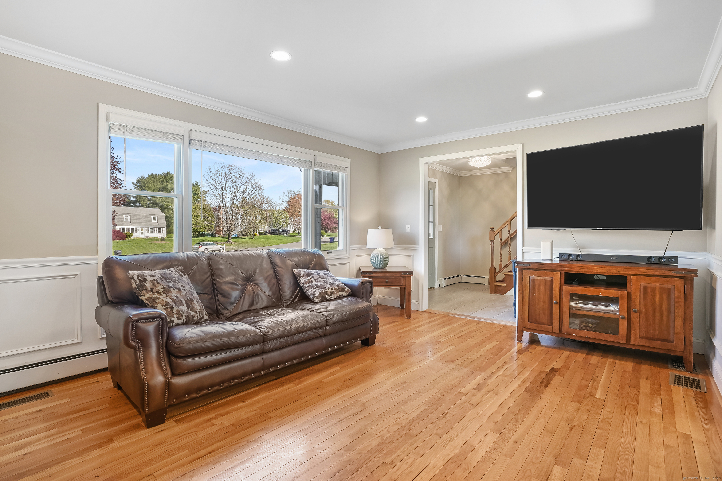 7 Far Horizons Drive, Bethel, Connecticut image 6