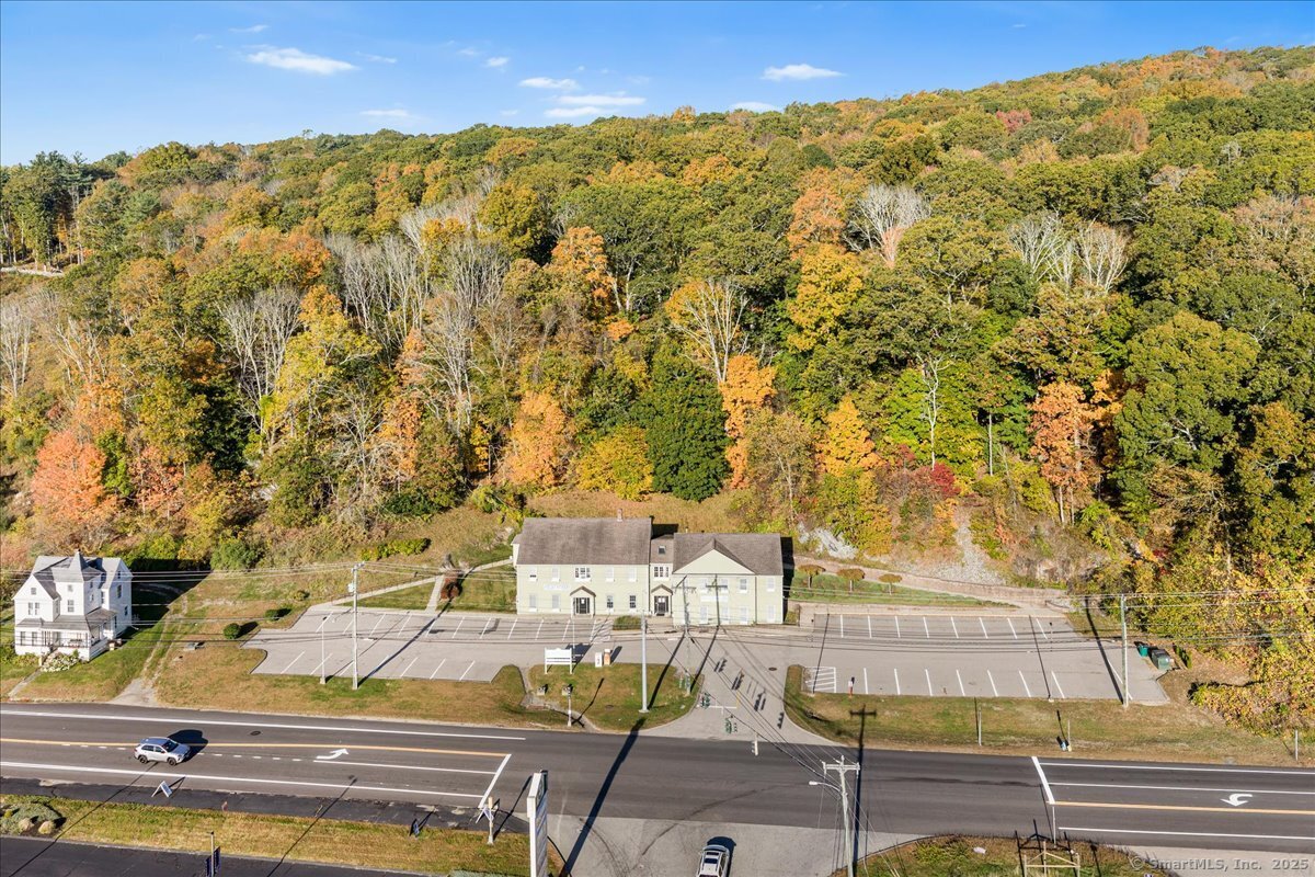 620 Norwich New London Turnpike