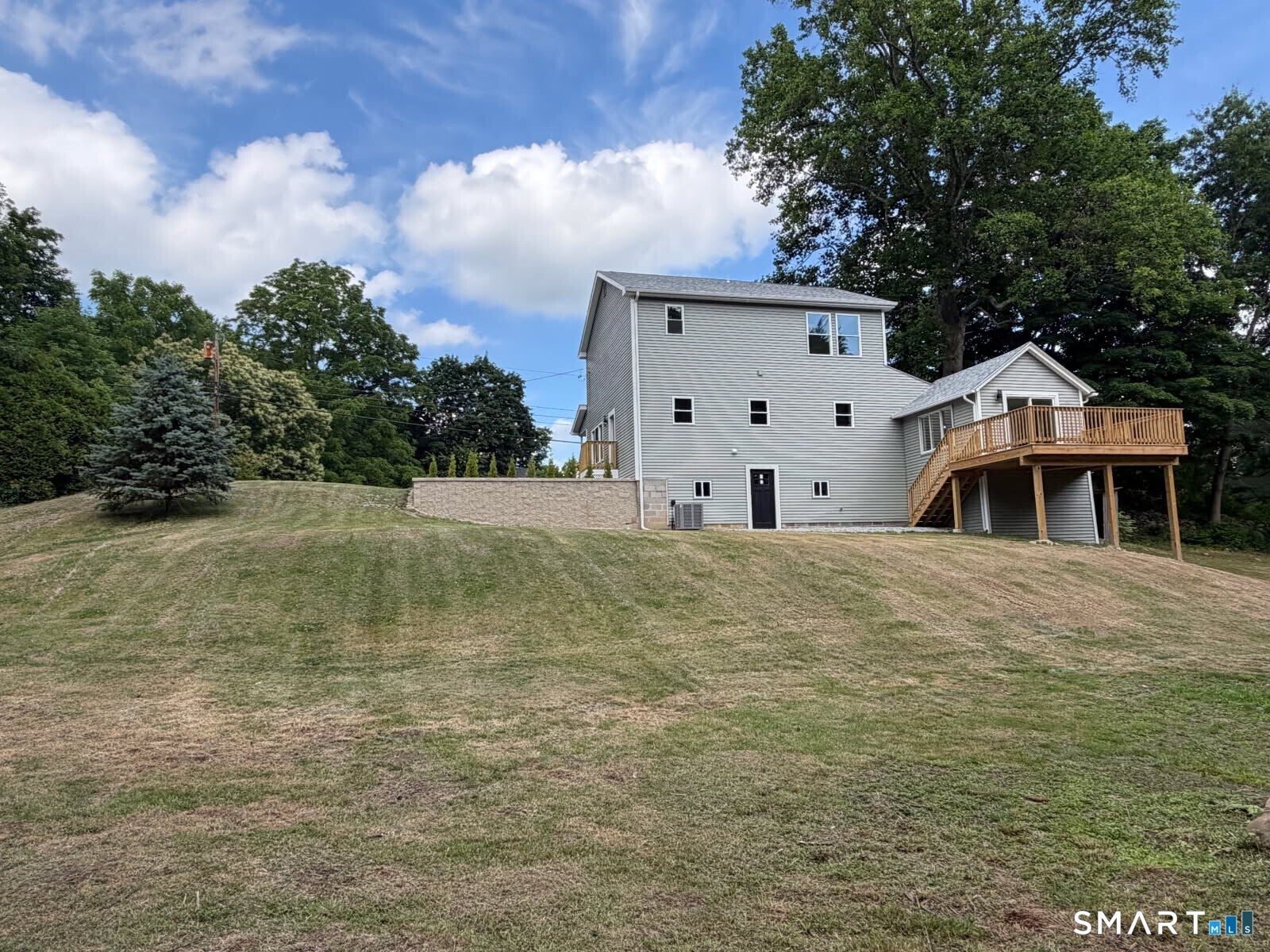 28 Old Monson Road
