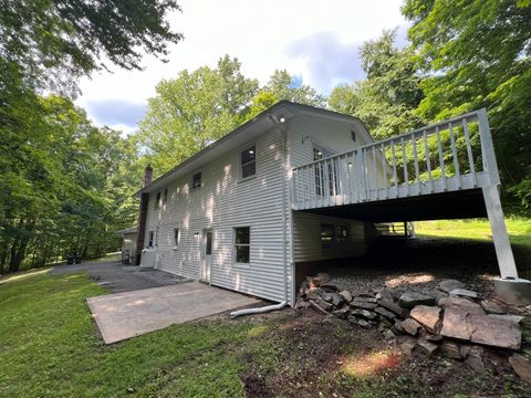 A home in Southbury