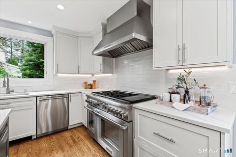 Tiny photo for 42 Old Stamford Road, New Canaan, CT 06840 (MLS # 24165503)