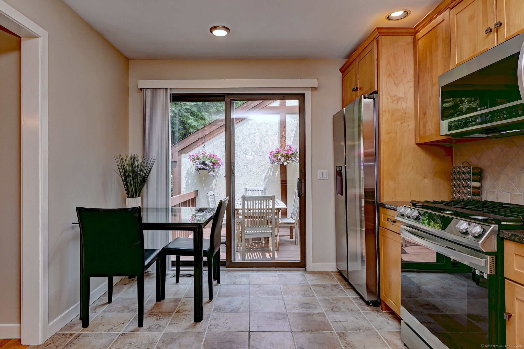 690 Forest Road #442, West Haven, Connecticut image 16