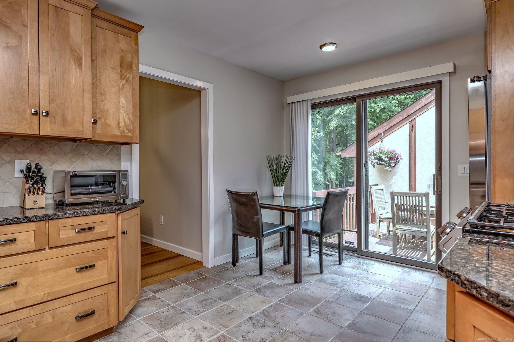 690 Forest Road #442, West Haven, Connecticut image 12