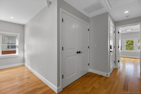 Tiny photo for 36 Maple Street #3, New Haven, CT 06511 (MLS # 24137173)