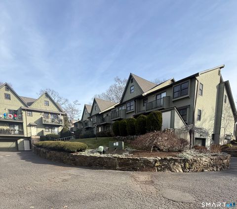 Tiny photo for 462 Glendale Avenue #20, Bridgeport, CT 06606 (MLS # 24143455)