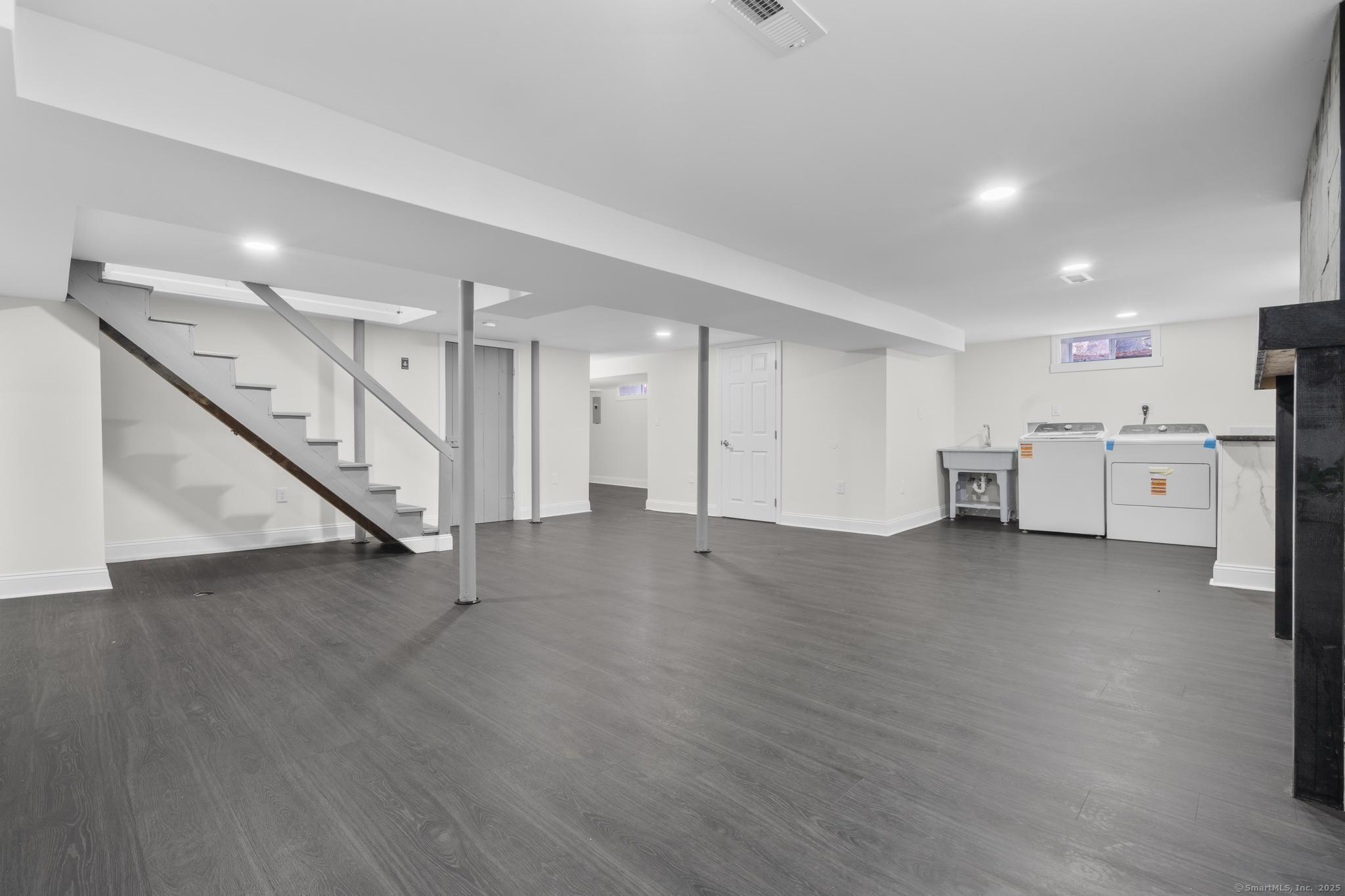 52 Dover Road, New Britain, Connecticut image 21