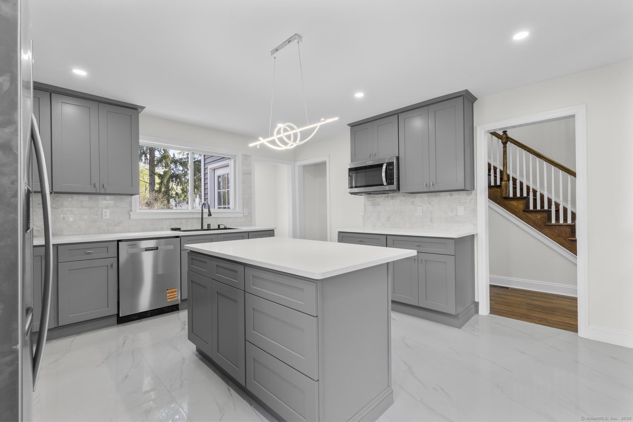 52 Dover Road, New Britain, Connecticut image 10