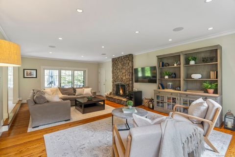 Tiny photo for 95 Fieldstone Run, Farmington, CT 06032 (MLS # 24118260)