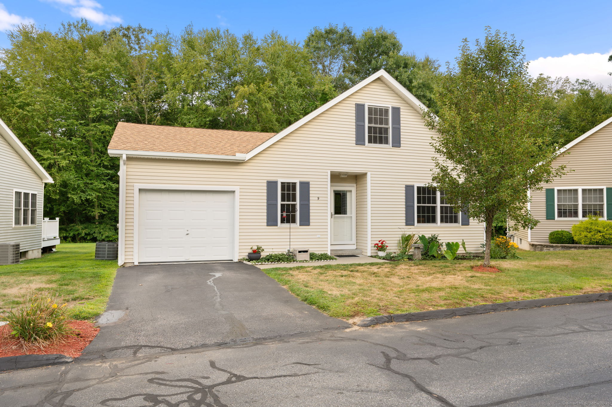 9 Trading Cove Circle 9