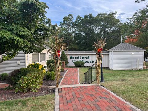 165 Woodland Drive 165 Cromwell CT 06416