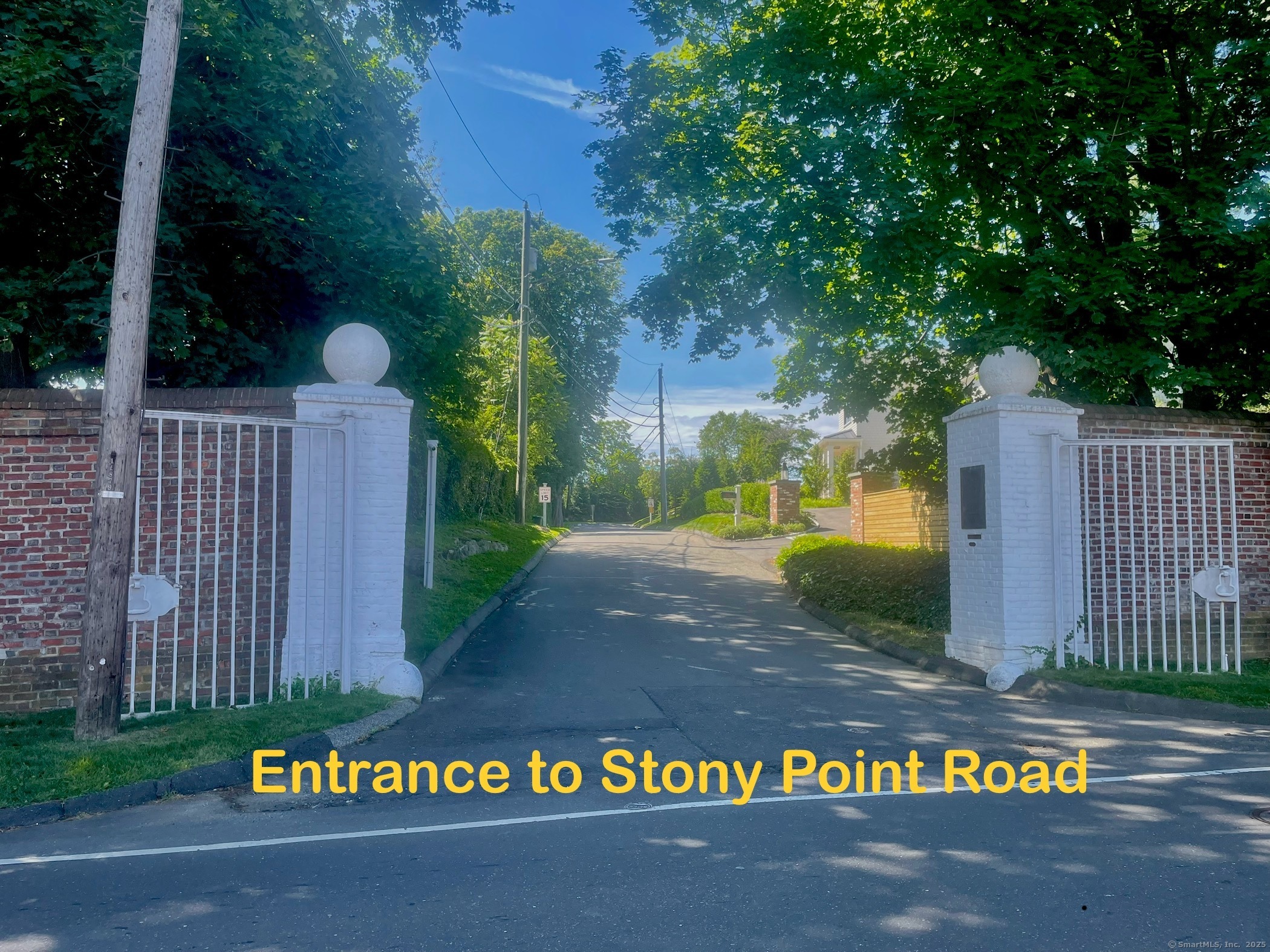 6 Stony Point Road
