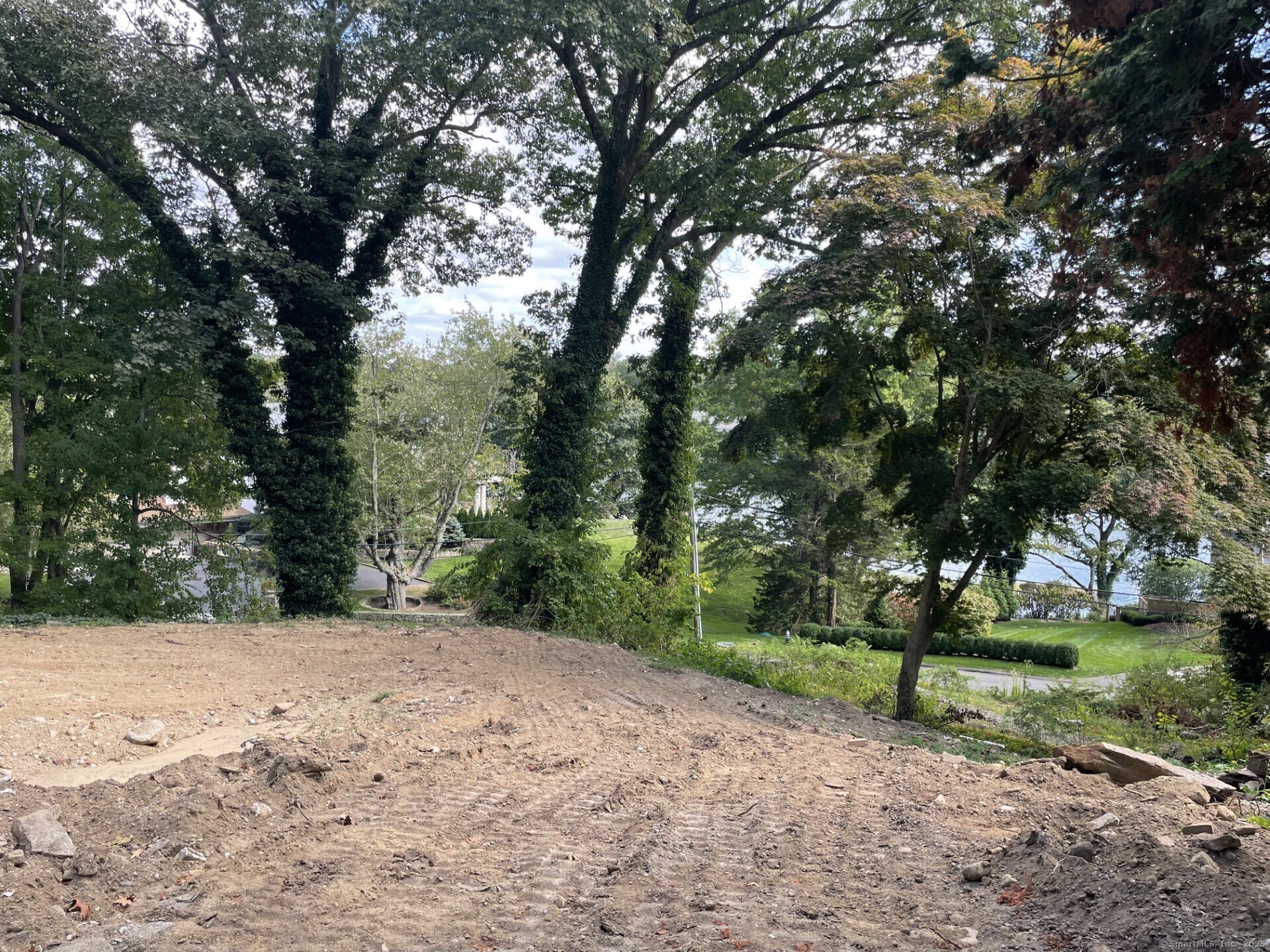 6 Stony Point Road