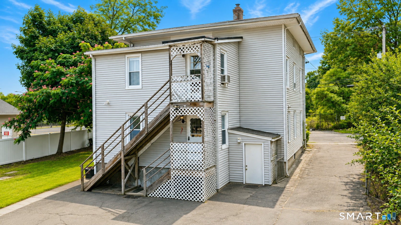 177 Burritt Street