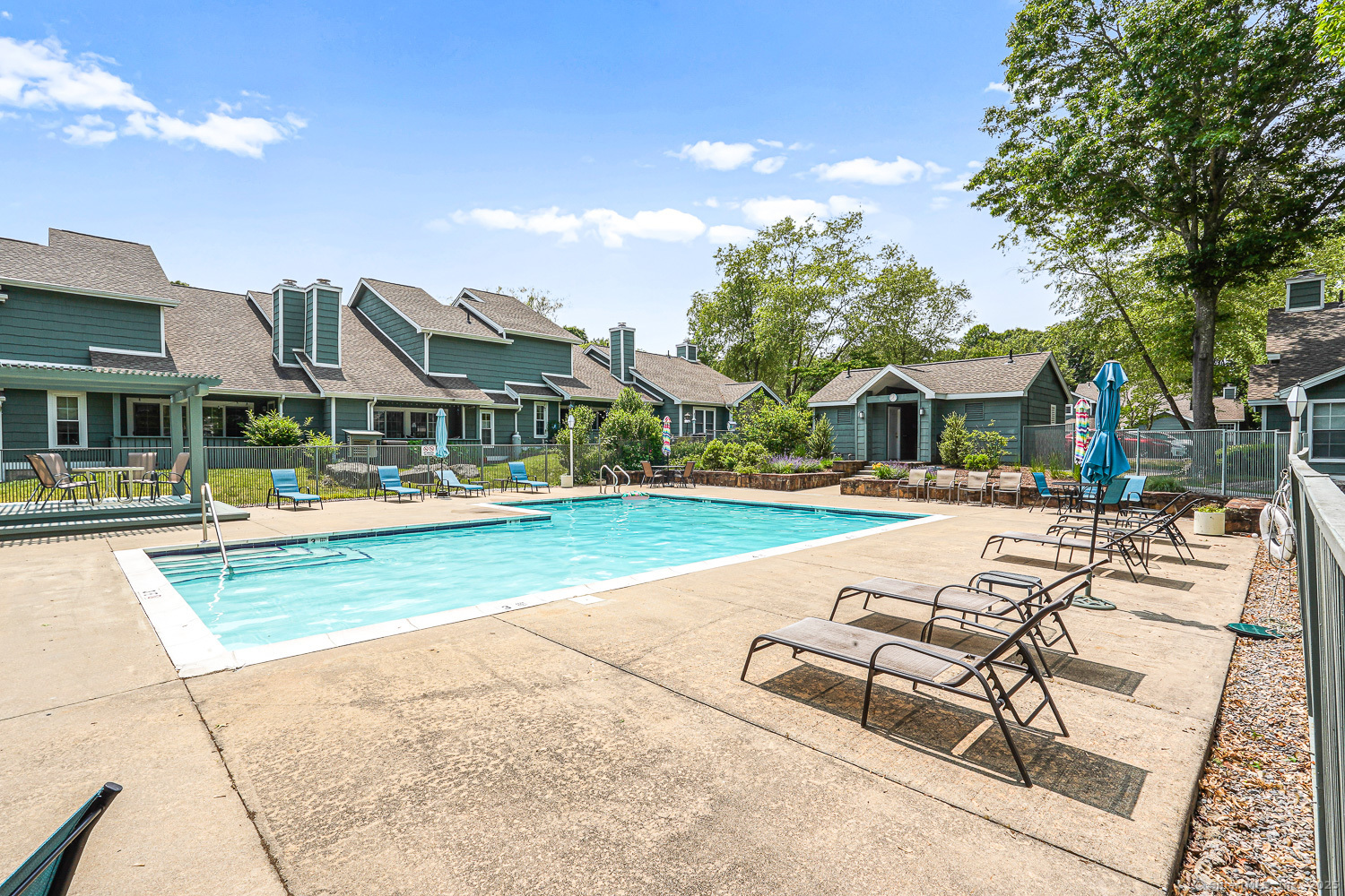 102 Spyglass Circle 102