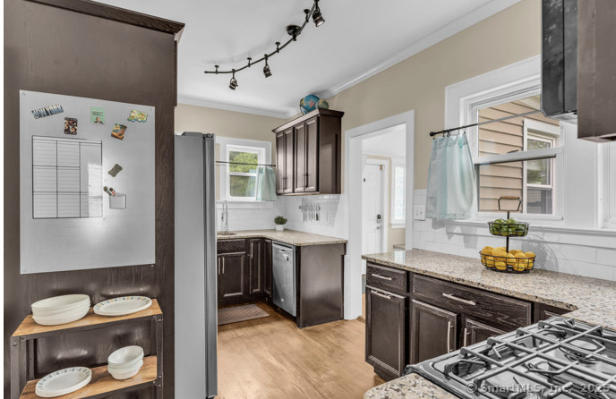 20 Roy Street, East Haven, Connecticut image 12