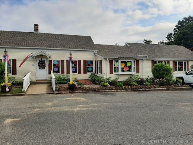 636 College Highway Street
