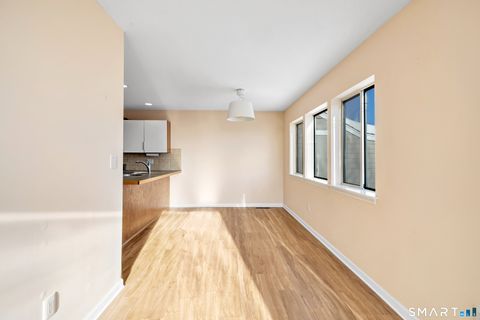 Tiny photo for 675 Townsend Avenue #104, New Haven, CT 06512 (MLS # 24152127)