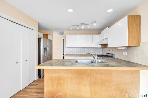 Tiny photo for 675 Townsend Avenue #104, New Haven, CT 06512 (MLS # 24152127)