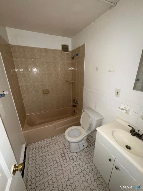 Tiny photo for 275 Lexington Avenue #2nd, Bridgeport, CT 06604 (MLS # 24145680)