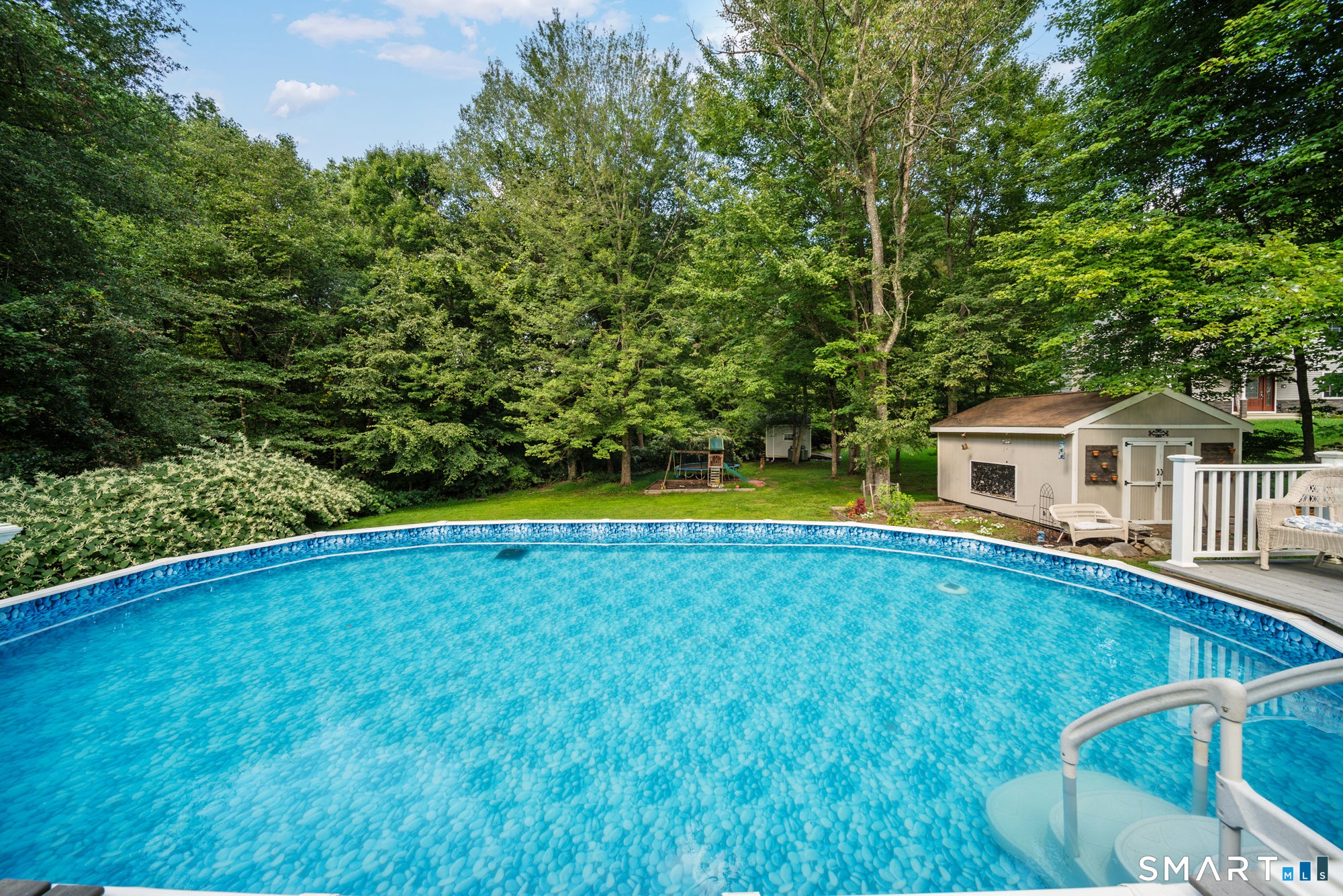 2 Quail Hollow Court